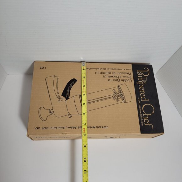 The Pampered Chef Cookie Press with 16 Discs Beige #1525 Christmas Holiday New - Picture 15 of 15